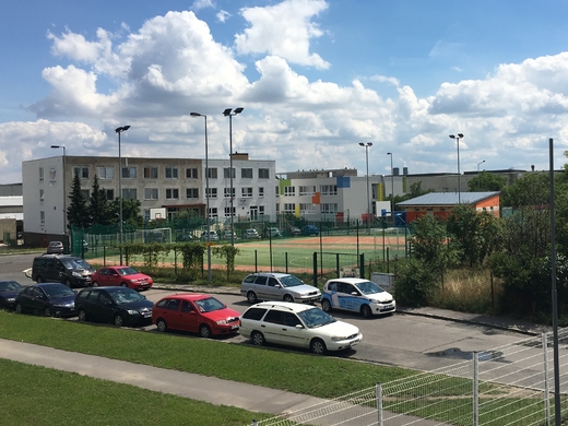 Veřejné hřiště na dohled.jpg